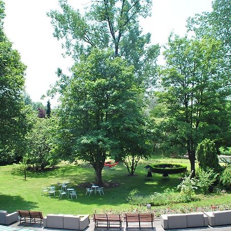 La Roseraie. Gaume-Ardenne-Lacuisine Sur Semois. Флоранвиль Экстерьер фото