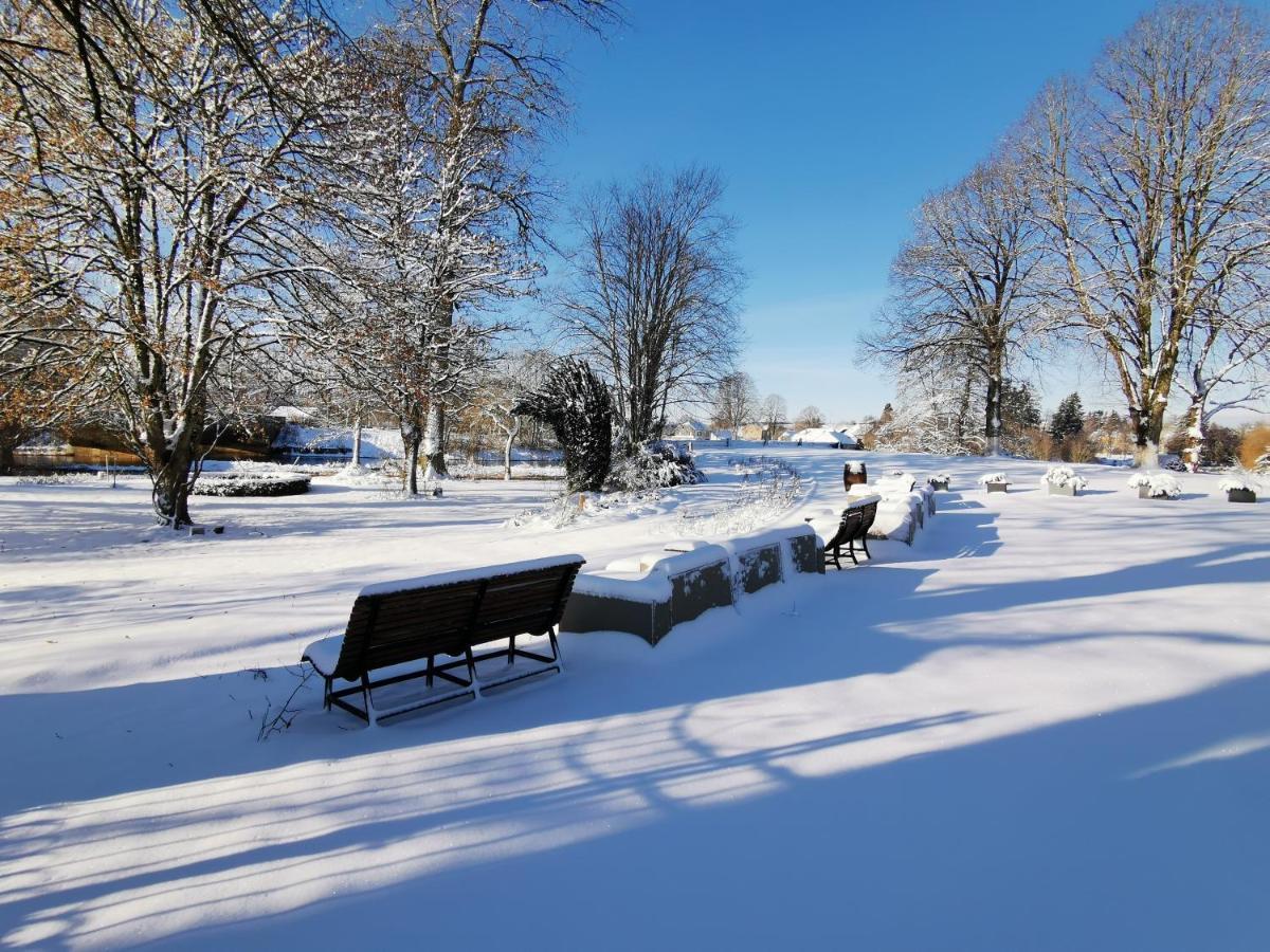 La Roseraie. Gaume-Ardenne-Lacuisine Sur Semois. Флоранвиль Экстерьер фото